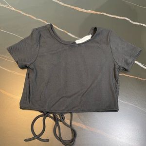 Nectar Clothing Made for Love Cropped, Open back tee. Size large, color black